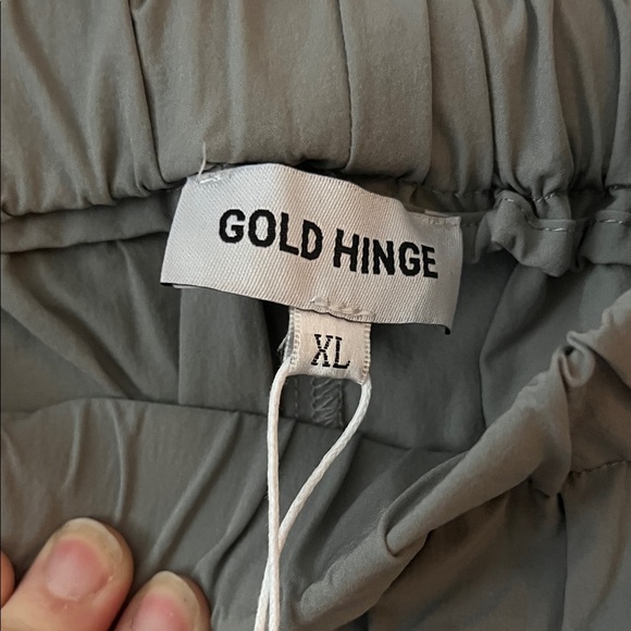 Women's Gray Cargo Pants - Picture 2 of 4